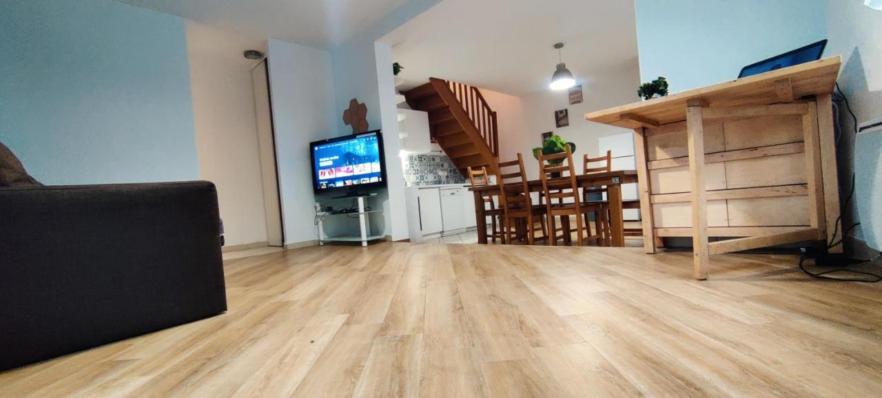 Apartamento House Near Disneyland And Paris Bussy-Saint-Georges Exterior foto